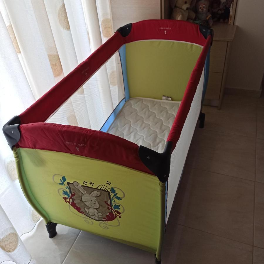 Appartement πολυτελές οροφοδιαμέρισμα τίνας *