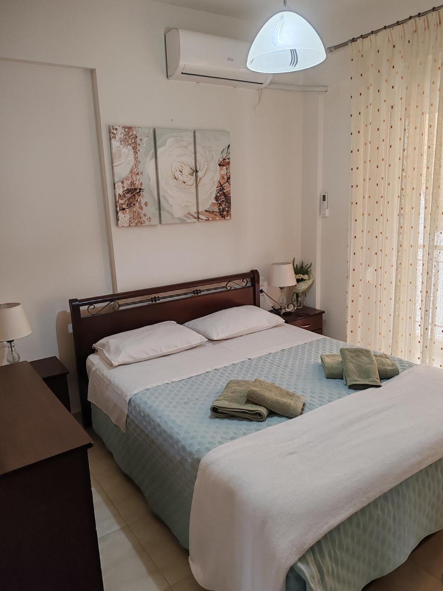 πολυτελές οροφοδιαμέρισμα τίνας Appartement